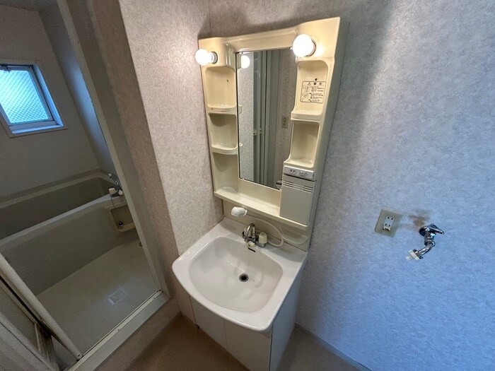 物件内観写真13　(洗面)