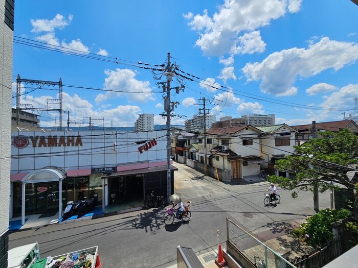 物件内観写真13　(室内からの展望)