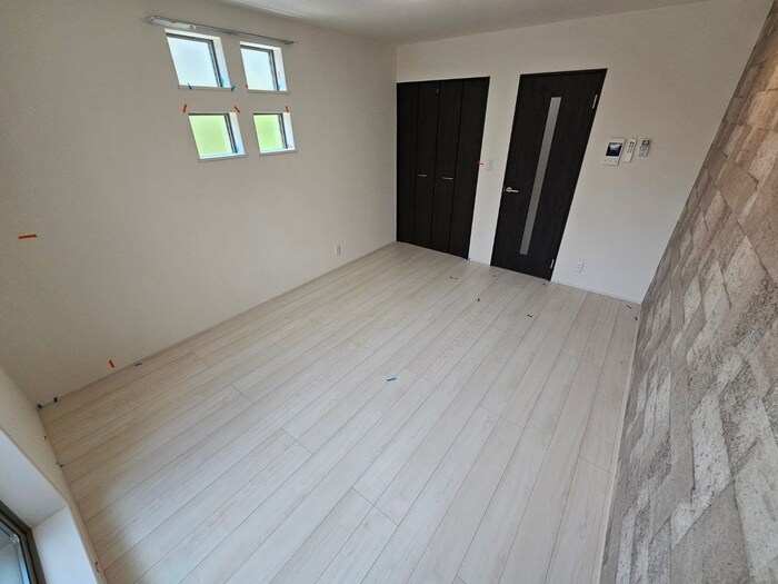 物件内観写真18　(居室)