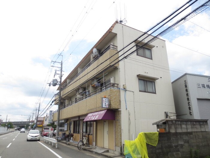 物件外観写真2　(外観写真)