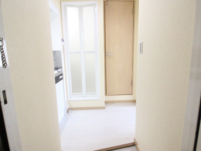 物件内観写真19　(廊下)
