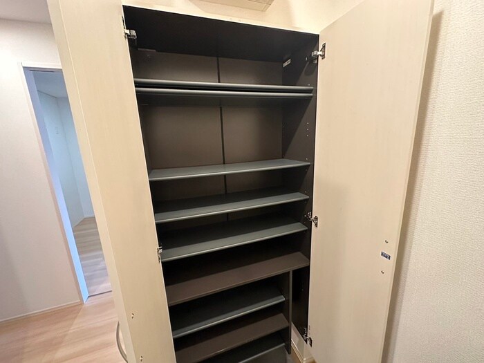 物件内観写真14　(靴箱)
