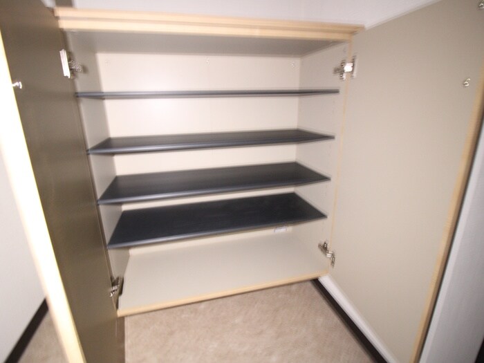 物件内観写真16　(靴箱)