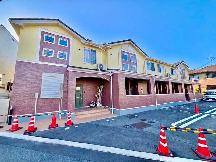 物件外観写真1　(外観写真)