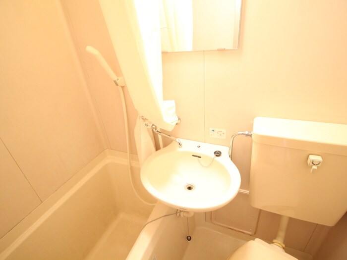 物件内観写真12　(洗面)