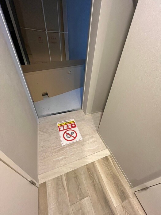 物件内観写真20　(玄関)