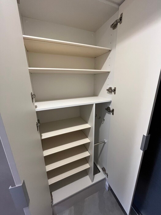 物件内観写真8　(靴箱)