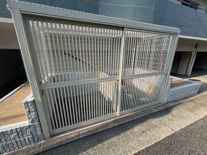 物件外観写真6　(建物設備)