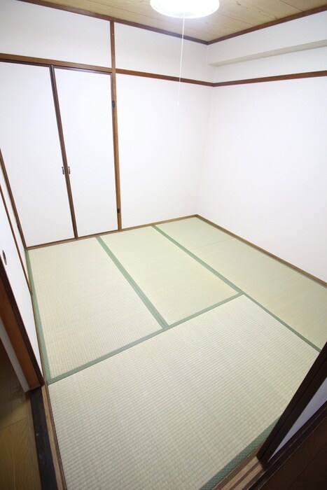 物件内観写真13　(内観写真)