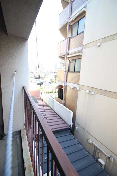 物件内観写真18　(室内からの展望)