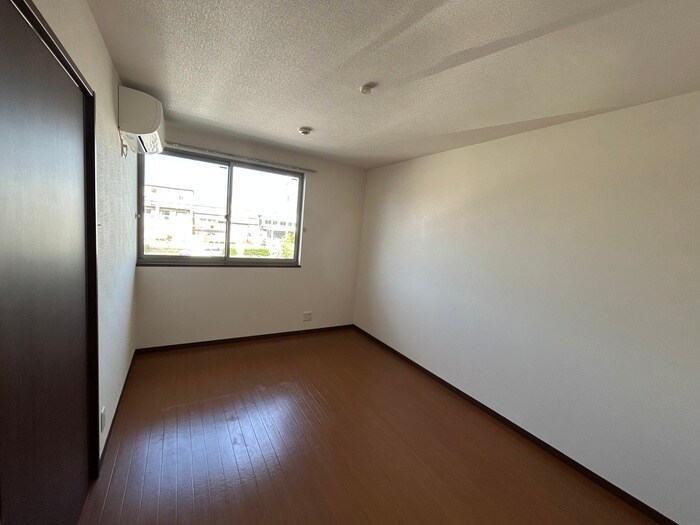 物件内観写真21　(居室)