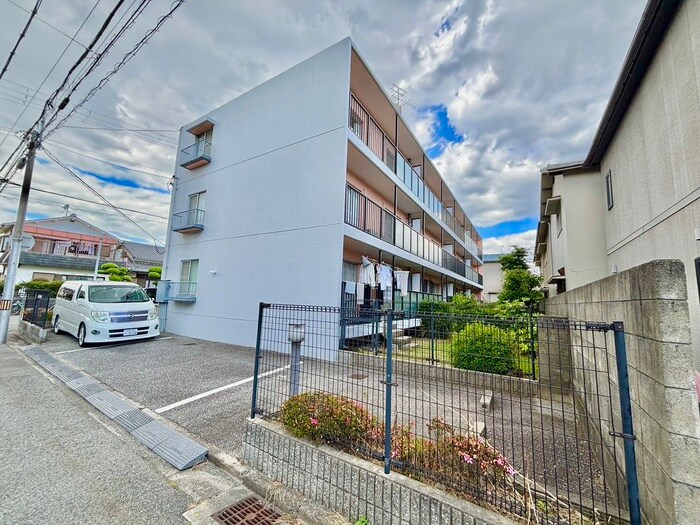 物件外観写真4　(外観写真)