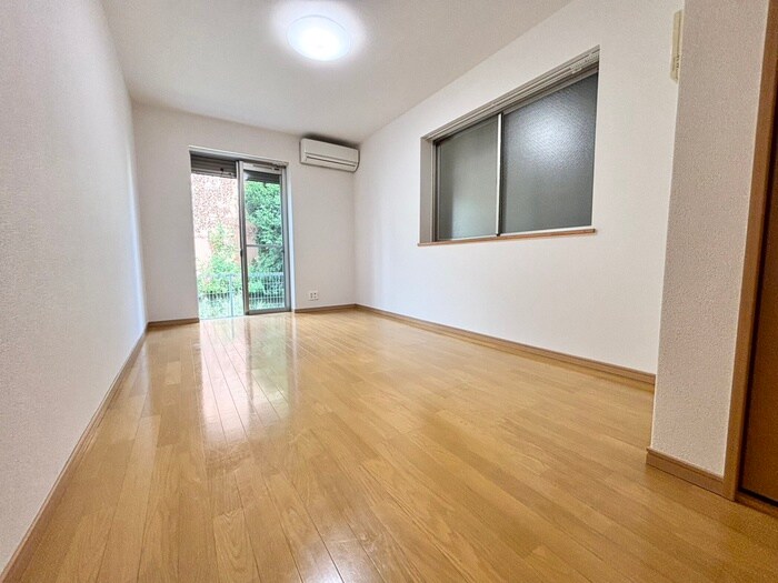 物件内観写真16　(居室)