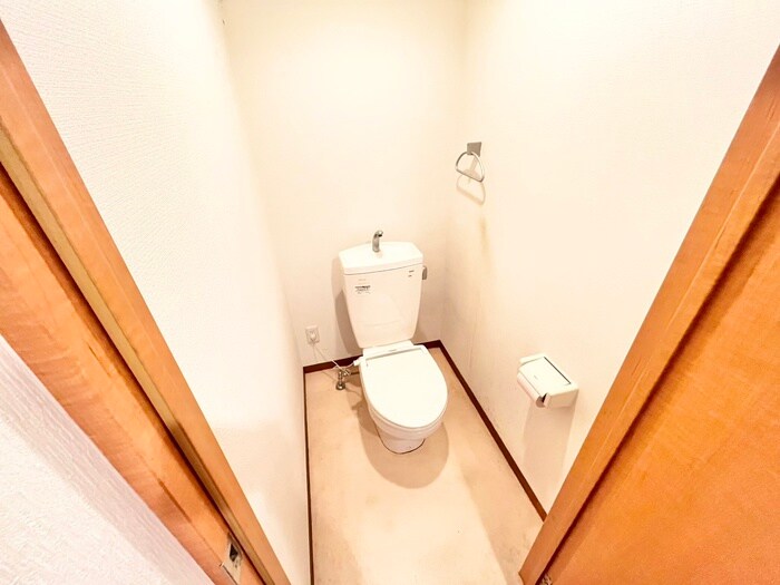 物件内観写真11　(トイレ)