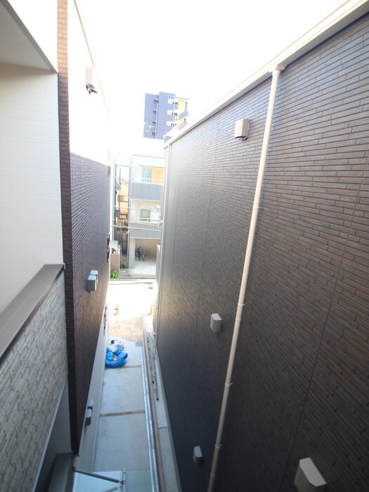 物件内観写真22　(室内からの展望)