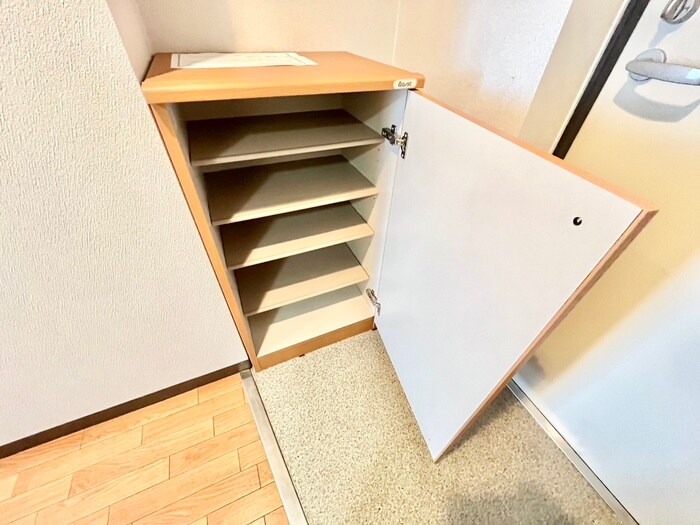物件内観写真17　(靴箱)