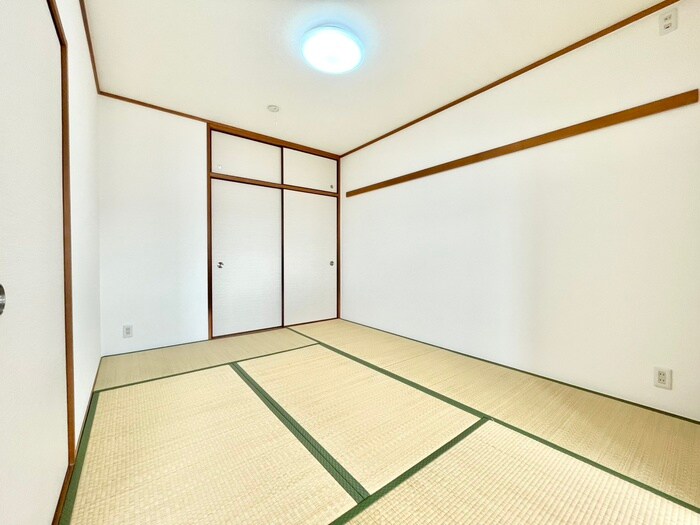 物件内観写真13　(居室)