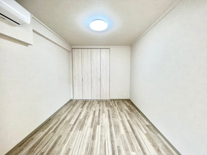 物件内観写真13　(居室)