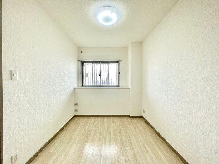 物件内観写真15　(居室)