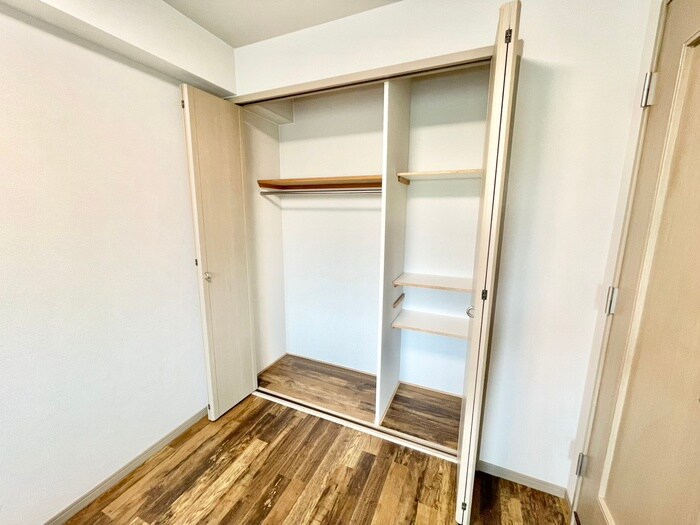 物件内観写真16　(収納)