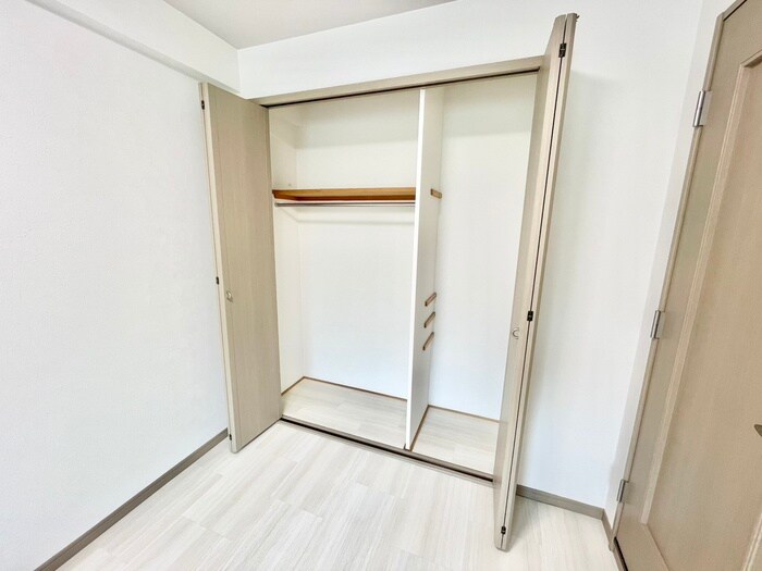 物件内観写真16　(収納)