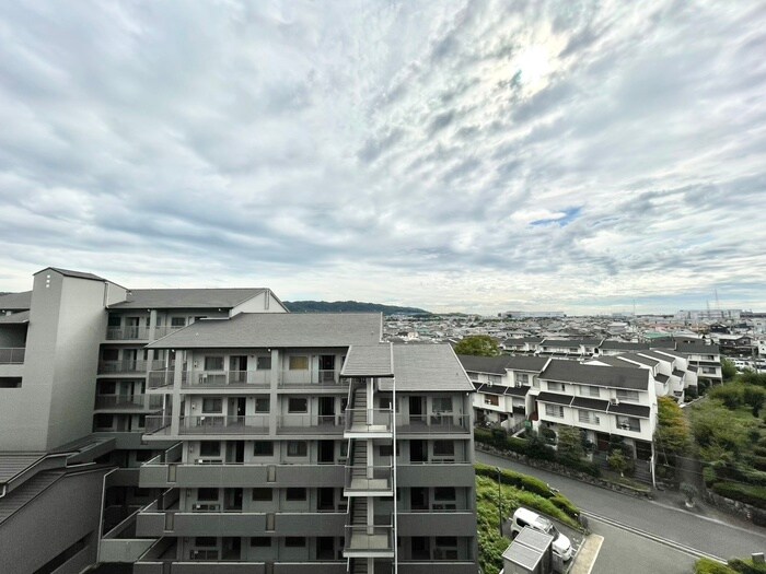 物件内観写真21　(室内からの展望)