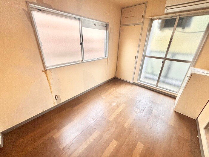 物件内観写真14　(居室)