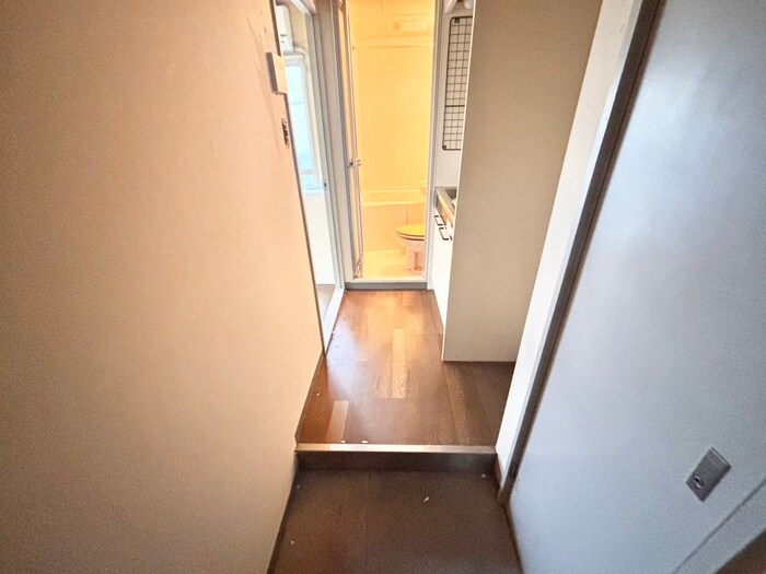 物件内観写真17　(玄関)