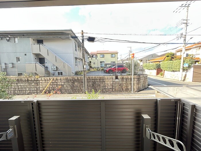 物件内観写真16　(室内からの展望)