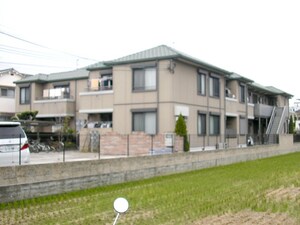 ロイヤルハ－ベスト２１外観写真