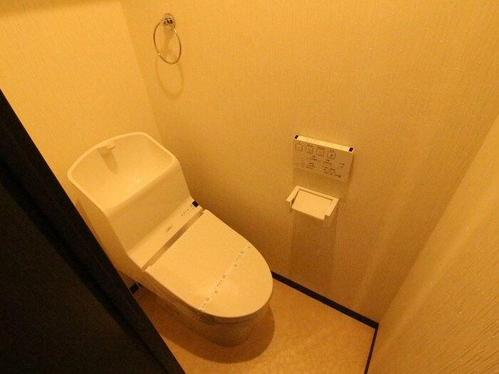 物件内観写真18　(トイレ)