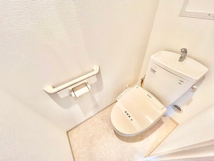 物件内観写真13　(トイレ)