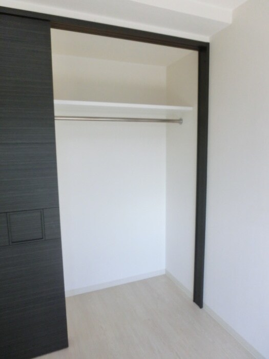 物件内観写真13　(収納)