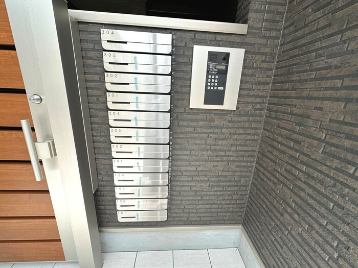 物件外観写真6　(建物設備)