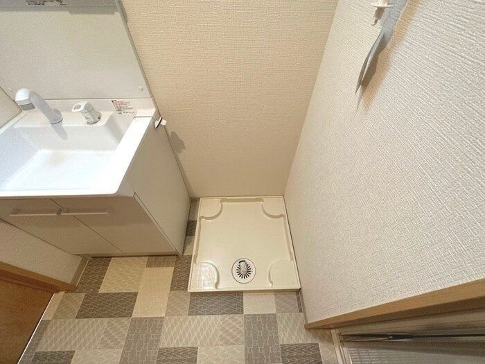 物件内観写真16　(収納)