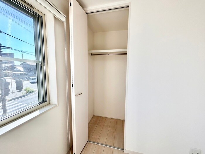 物件内観写真13　(収納)