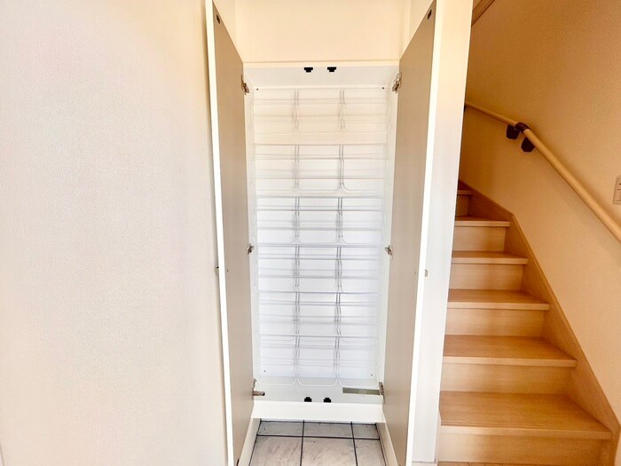 物件内観写真16　(靴箱)