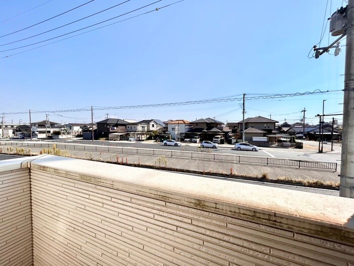 物件内観写真19　(室内からの展望)