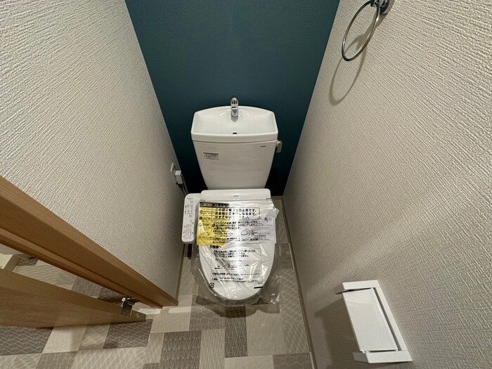 物件内観写真9　(トイレ)