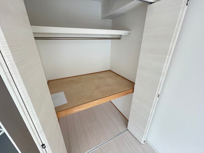 物件内観写真16　(収納)