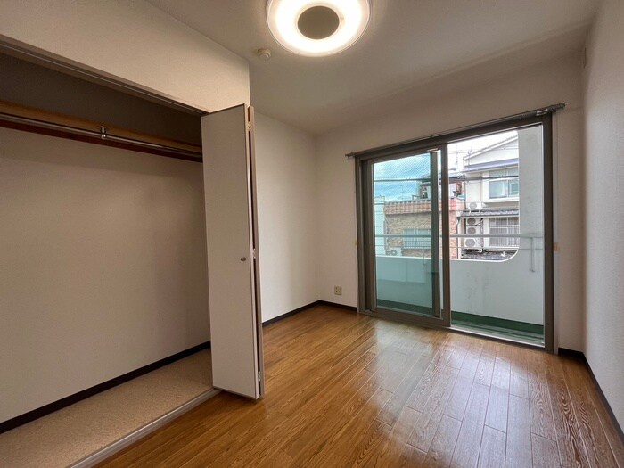 物件内観写真10　(居室)