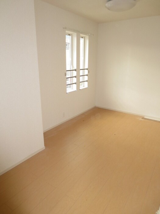 物件内観写真5　(居室)