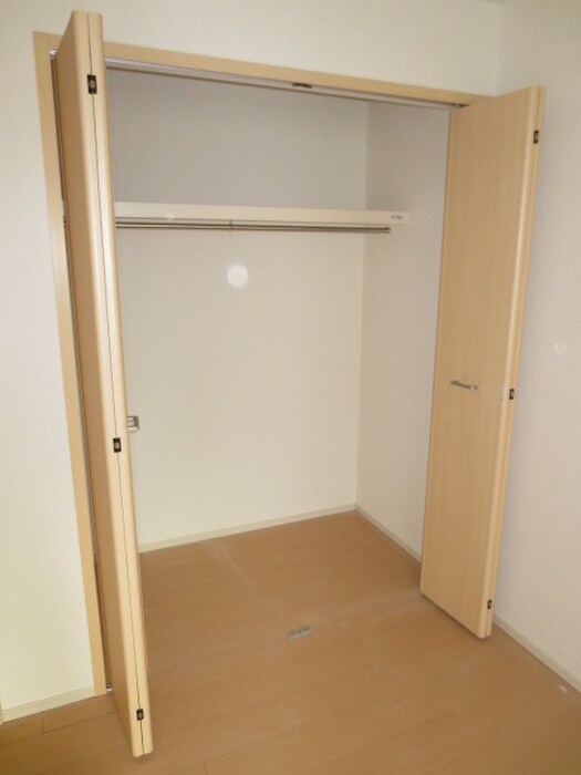 物件内観写真8　(収納)