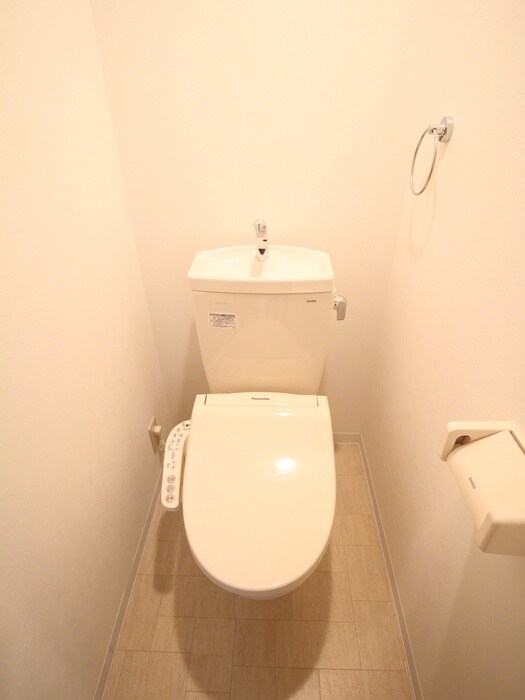 物件内観写真12　(トイレ)