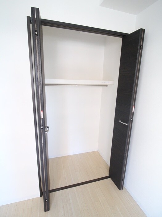 物件内観写真13　(収納)