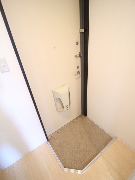 物件内観写真14　(玄関)