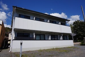 サンピア宇多野外観写真