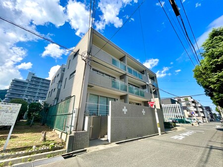 レステルレ　モトヤマ外観写真