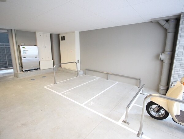 バイク置き場