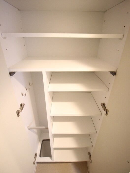 物件内観写真15　(靴箱)